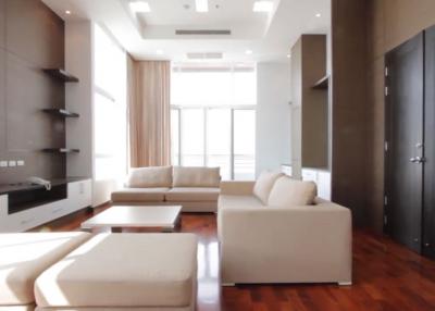For RENT : The Residence Sukhumvit 24 / 5 Bedroom / 6 Bathrooms / 640 sqm / 250000 THB [9712561]