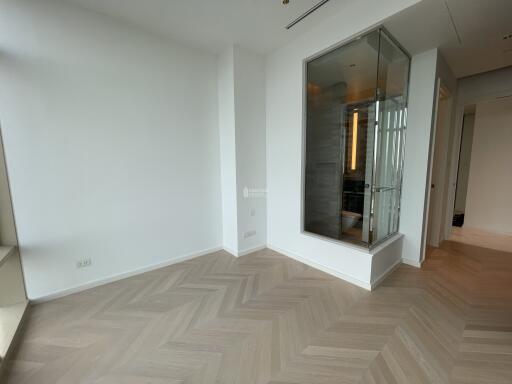 For RENT : Four Seasons Private Residences / 3 Bedroom / 3 Bathrooms / 193 sqm / 250000 THB [9805355]