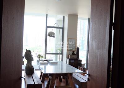 For RENT : The Sukhothai Residences / 3 Bedroom / 4 Bathrooms / 257 sqm / 250000 THB [9806606]