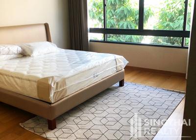 For RENT : House Huai Khwang / 4 Bedroom / 4 Bathrooms / 380 sqm / 250000 THB [8229774]