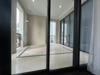 For RENT : 98 Wireless / 3 Bedroom / 3 Bathrooms / 253 sqm / 280000 THB [7467267]