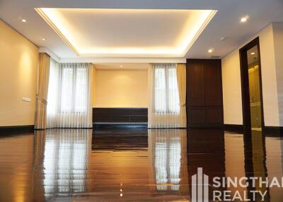 For RENT : House Asoke / 4 Bedroom / 6 Bathrooms / 676 sqm / 280000 THB [8600077]