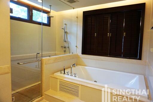 For RENT : House Asoke / 4 Bedroom / 6 Bathrooms / 676 sqm / 280000 THB [8600077]