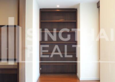 For RENT : House in Compound Phrakanong / 4 Bedroom / 4 Bathrooms / 561 sqm / 290000 THB [4394753]