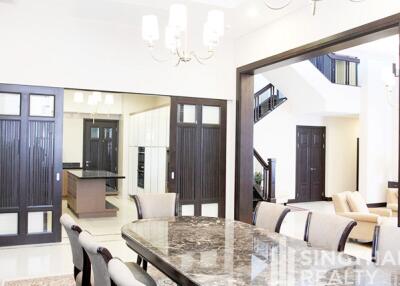 For RENT : House Asoke / 4 Bedroom / 5 Bathrooms / 676 sqm / 300000 THB [7056866]