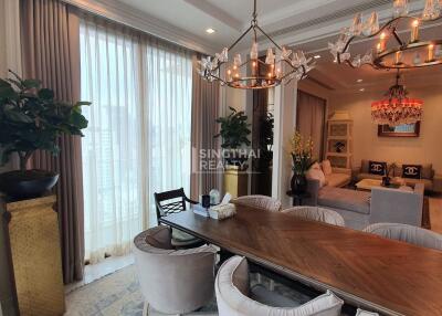 For RENT : Le Raffine Jambu Dvipa Sukhumvit 39 / 2 Bedroom / 3 Bathrooms / 396 sqm / 300000 THB [8940495]