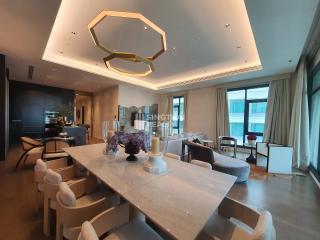 For RENT : The Diplomat 39 / 2 Bedroom / 3 Bathrooms / 237 sqm / 300000 THB [9946110]