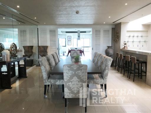 For RENT : Baan Ananda / 4 Bedroom / 5 Bathrooms / 451 sqm / 350000 THB [5920076]