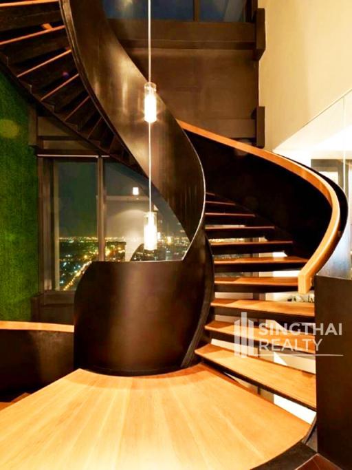 For RENT : The Met / 4 Bedroom / 4 Bathrooms / 546 sqm / 350000 THB [6981184]