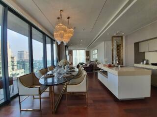 For RENT : MARQUE Sukhumvit / 3 Bedroom / 3 Bathrooms / 190 sqm / 350000 THB [9241205]