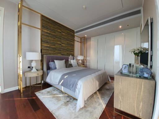 For RENT : MARQUE Sukhumvit / 3 Bedroom / 3 Bathrooms / 190 sqm / 350000 THB [9241205]