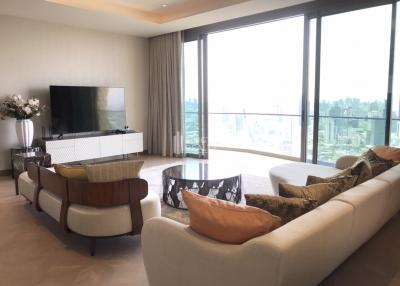 For RENT : Magnolias Waterfront Residences / 3 Bedroom / 3 Bathrooms / 222 sqm / 350000 THB [9858791]