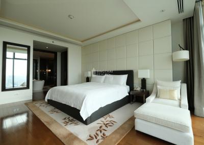 For RENT : The Residences at The St. Regis Bangkok / 3 Bedroom / 3 Bathrooms / 325 sqm / 350000 THB [9859944]