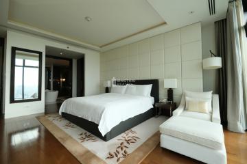 For RENT : The Residences at The St. Regis Bangkok / 3 Bedroom / 3 Bathrooms / 325 sqm / 350000 THB [9859944]