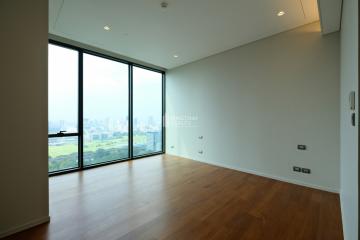 For RENT : The Residences at Sindhorn Kempinski Hotel Bangkok / 4 Bedroom / 4 Bathrooms / 356 sqm / 550000 THB [9861910]