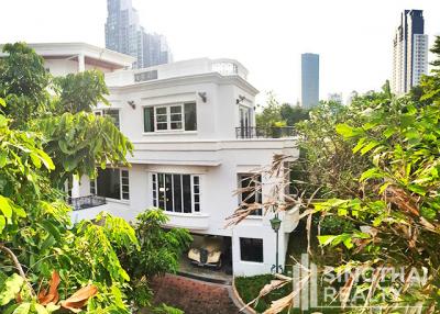 For RENT : House Ekkamai / 5 Bedroom / 4 Bathrooms / 501 sqm / 380000 THB [6383007]