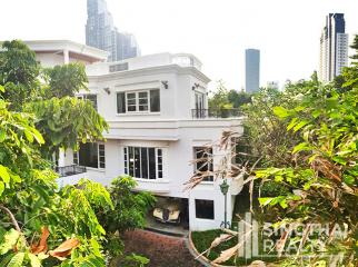 For RENT : House Ekkamai / 5 Bedroom / 4 Bathrooms / 501 sqm / 380000 THB [6383007]