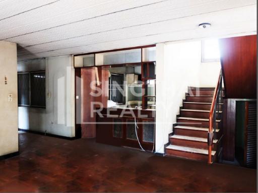 For RENT : House Thonglor / 3 Bedroom / 3 Bathrooms / 417 sqm / 400000 THB [4356182]