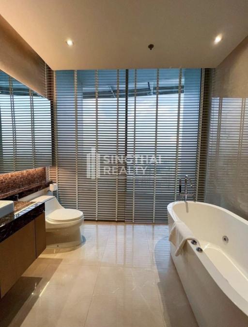 For RENT : Magnolias Ratchadamri Boulevard / 4 Bedroom / 4 Bathrooms / 360 sqm / 400000 THB [10317081]