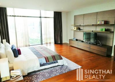 For RENT : The Residences at The St. Regis Bangkok / 4 Bedroom / 4 Bathrooms / 441 sqm / 450000 THB [8507105]