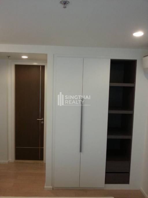 For SALE : 15 Sukhumvit Residences / 1 Bedroom / 1 Bathrooms / 35 sqm / 4900000 THB [9950432]