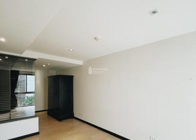 For SALE : SOCIO Reference 61 / 1 Bedroom / 1 Bathrooms / 43 sqm / 5290000 THB [S10947]