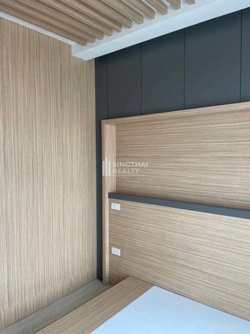 For SALE : Life Sukhumvit 48 / 2 Bedroom / 1 Bathrooms / 47 sqm / 5500000 THB [S10339]