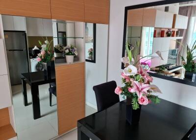 For SALE : Circle Sukhumvit 11 / 1 Bedroom / 1 Bathrooms / 44 sqm / 5500000 THB [S11486]