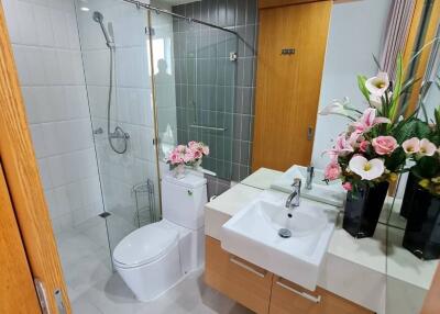 For SALE : Circle Sukhumvit 11 / 1 Bedroom / 1 Bathrooms / 44 sqm / 5500000 THB [S11486]