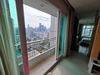 For SALE : Circle Sukhumvit 11 / 1 Bedroom / 1 Bathrooms / 44 sqm / 5500000 THB [S11486]