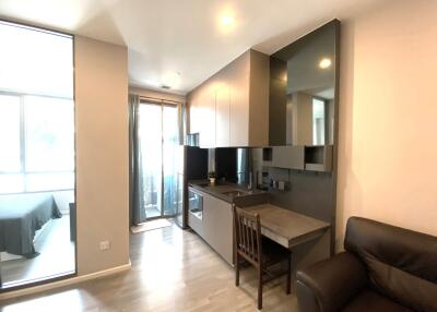 For SALE : The Room Sukhumvit 69 / 1 Bedroom / 1 Bathrooms / 34 sqm / 5600000 THB [S11314]