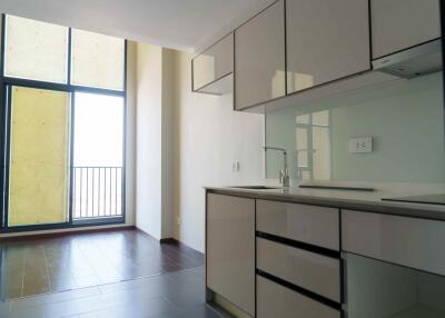 For SALE : C Ekkamai / 1 Bedroom / 1 Bathrooms / 34 sqm / 5700000 THB [S11403]