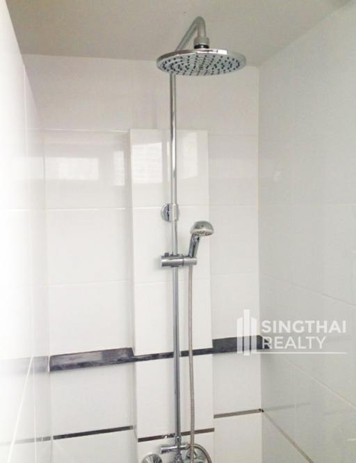 For SALE : Beverly Tower Condo / 2 Bedroom / 2 Bathrooms / 76 sqm / 5800000 THB [7521025]