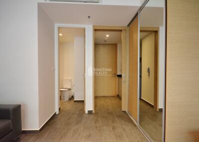 For SALE : The Lofts Ekkamai / 1 Bedroom / 1 Bathrooms / 33 sqm / 5800000 THB [9531030]