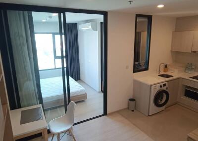 For SALE : Life Asoke / 1 Bedroom / 1 Bathrooms / 35 sqm / 5990000 THB [S11550]