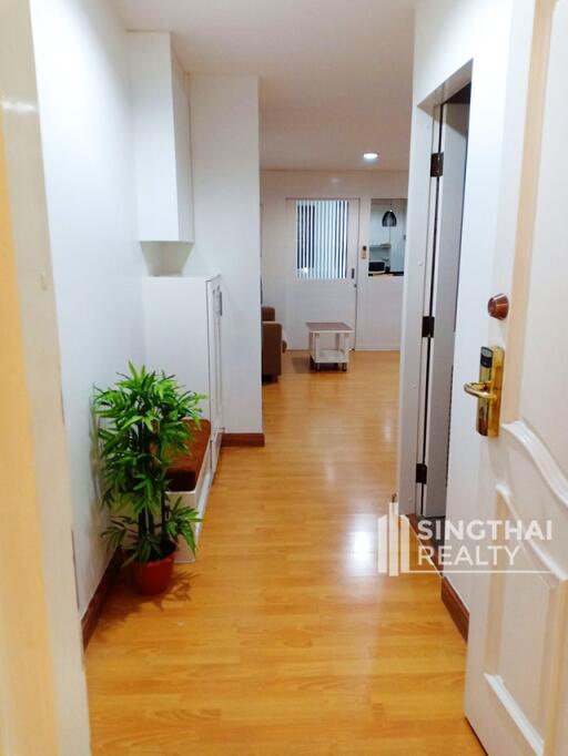 For SALE : Serene Place Sukhumvit 24 / 1 Bedroom / 1 Bathrooms / 51 sqm / 6000000 THB [8548133]