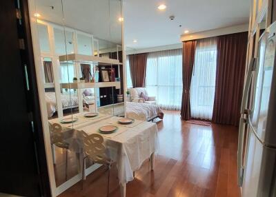 For SALE : The Address Chidlom / 1 Bedroom / 1 Bathrooms / 39 sqm / 6400000 THB [S10513]