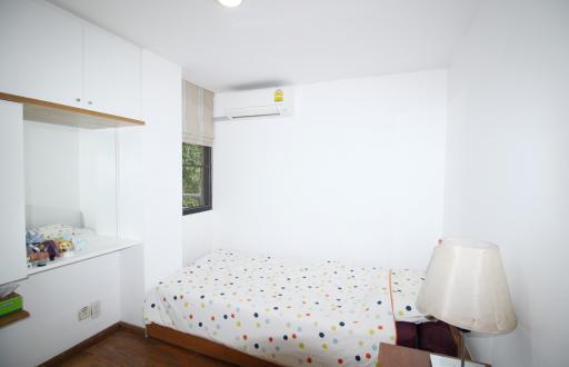 For SALE : Green Point Silom / 2 Bedroom / 2 Bathrooms / 74 sqm / 7500000 THB [7467092]