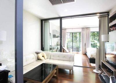 For SALE : Noble Remix / 1 Bedroom / 1 Bathrooms / 54 sqm / 7200000 THB [S11220]