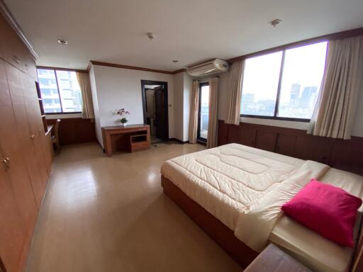 For SALE : Supalai Place / 2 Bedroom / 2 Bathrooms / 120 sqm / 7200000 THB [10766898]