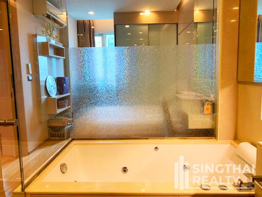 For SALE : The Address Asoke / 1 Bedroom / 1 Bathrooms / 47 sqm / 7300000 THB [7984603]