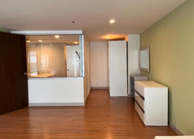 For SALE : The Trendy Condominium / 1 Bedroom / 2 Bathrooms / 74 sqm / 7300000 THB [S11416]