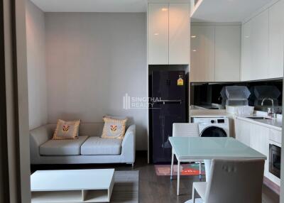 For SALE : Q Asoke / 1 Bedroom / 1 Bathrooms / 38 sqm / 7500000 THB [9950228]