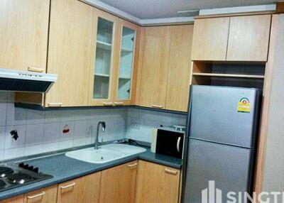 For RENT : Supalai Place / 2 Bedroom / 2 Bathrooms / 99 sqm / 7800000 THB [S10750]
