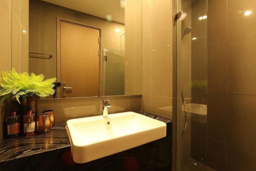 For SALE : Ashton Chula-Silom / 1 Bedroom / 1 Bathrooms / 34 sqm / 7800000 THB [S10946]
