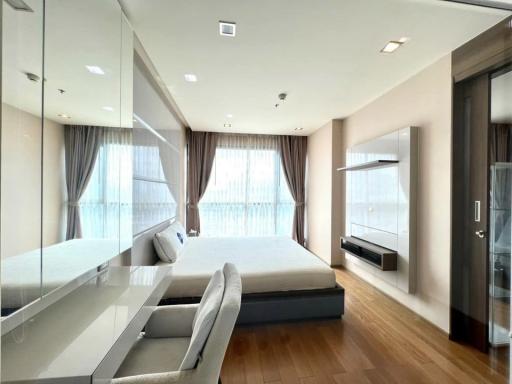 For SALE : The Address Sathorn / 1 Bedroom / 1 Bathrooms / 46 sqm / 7890000 THB [S11110]