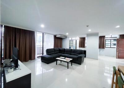 For RENT : Supalai Place / 2 Bedroom / 1 Bathrooms / 111 sqm / 7900000 THB [10773622]