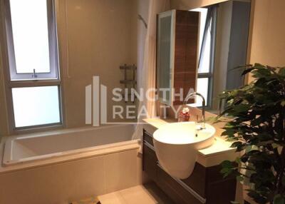 For SALE : Sky Walk Condominium / 2 Bedroom / 1 Bathrooms / 61 sqm / 7950000 THB [2903864]