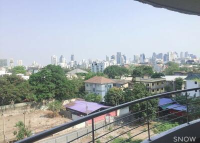 For SALE : Supalai Place / 2 Bedroom / 2 Bathrooms / 121 sqm / 7950000 THB [8302742]