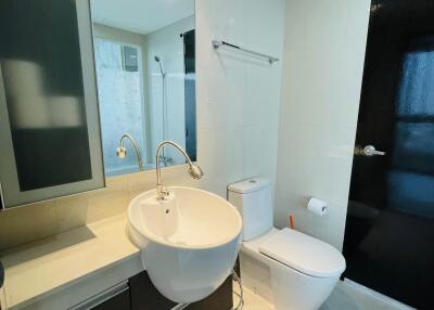 For SALE : Sky Walk Condominium / 1 Bedroom / 1 Bathrooms / 52 sqm / 8000000 THB [8940636]